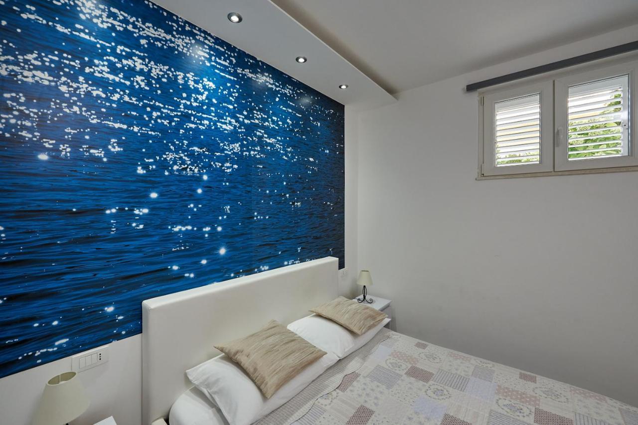 Apartment Carmen Trogir Eksteriør bilde